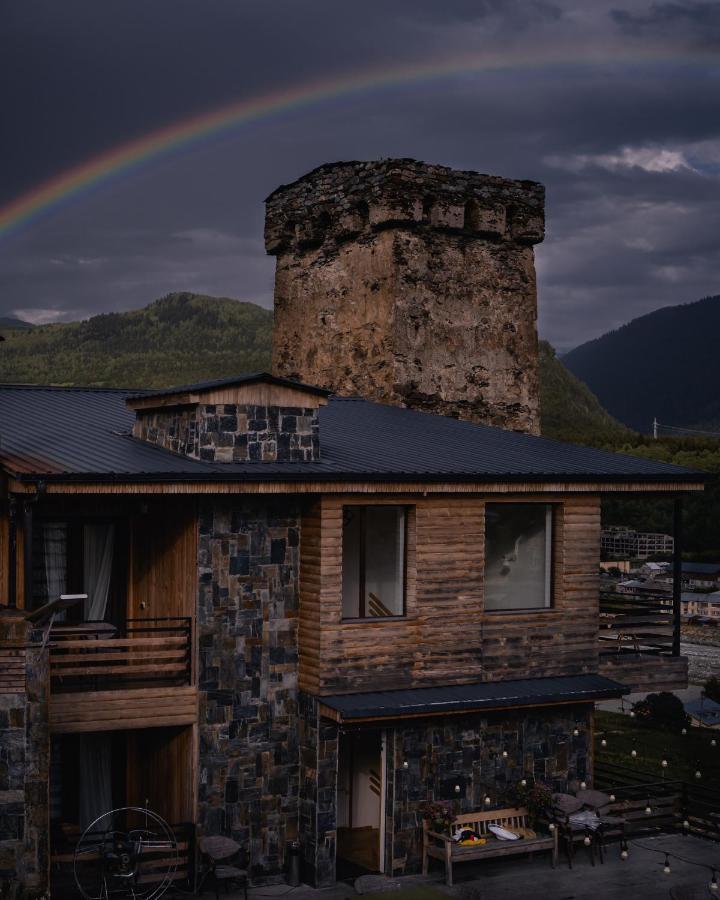 Hotel Old House Mestia Exterior foto